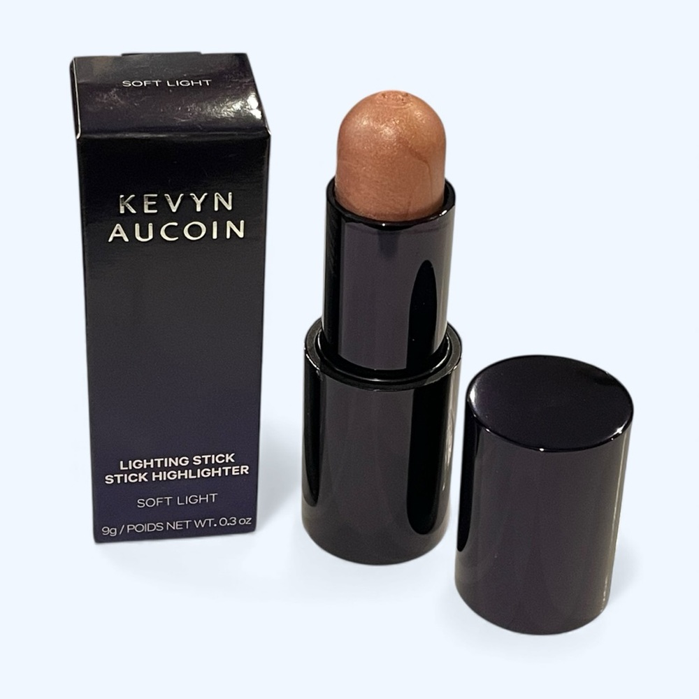Kevyn Aucoin Lighting Stick Highlighter – Soft Light